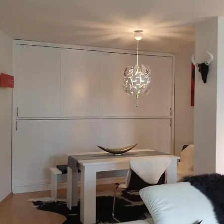 Uni-loft Mit Pkw Stellplatz شقة