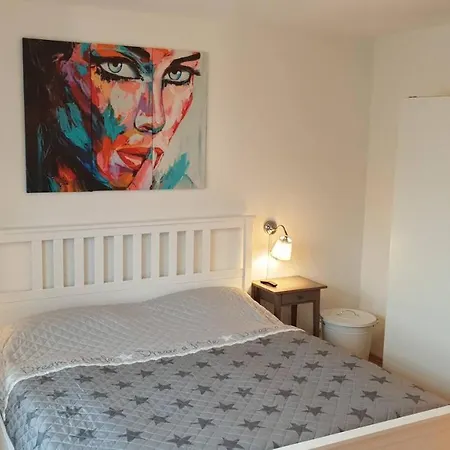 Uni-loft Mit Pkw Stellplatz شقة
